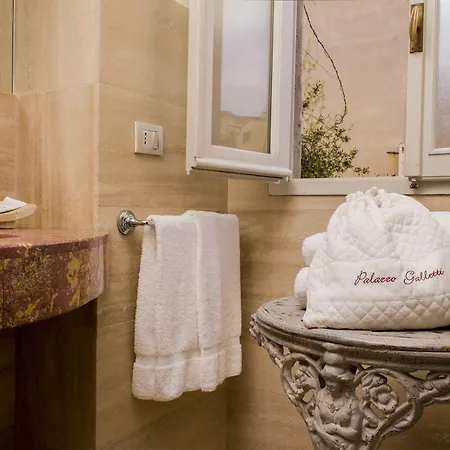 Alojamento de Acomodação e Pequeno-almoço Residenza D'epoca Palazzo Galletti