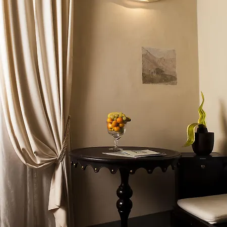 Residenza D'epoca Palazzo Galletti Alojamento de Acomodação e Pequeno-almoço 3*
