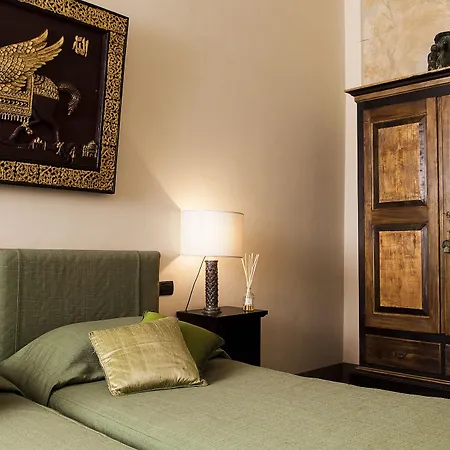 Alojamento de Acomodação e Pequeno-almoço Residenza D'epoca Palazzo Galletti 3*